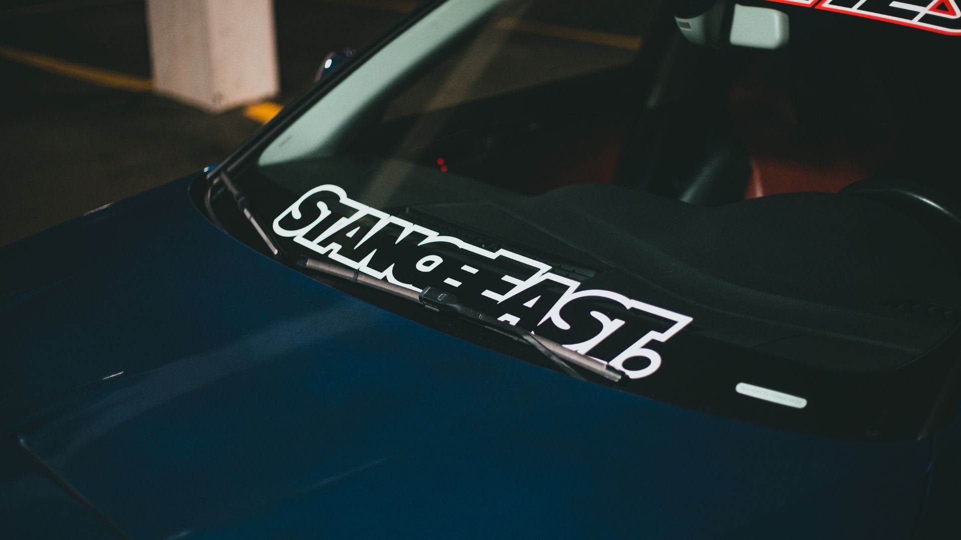 Detailing garage custom decals services